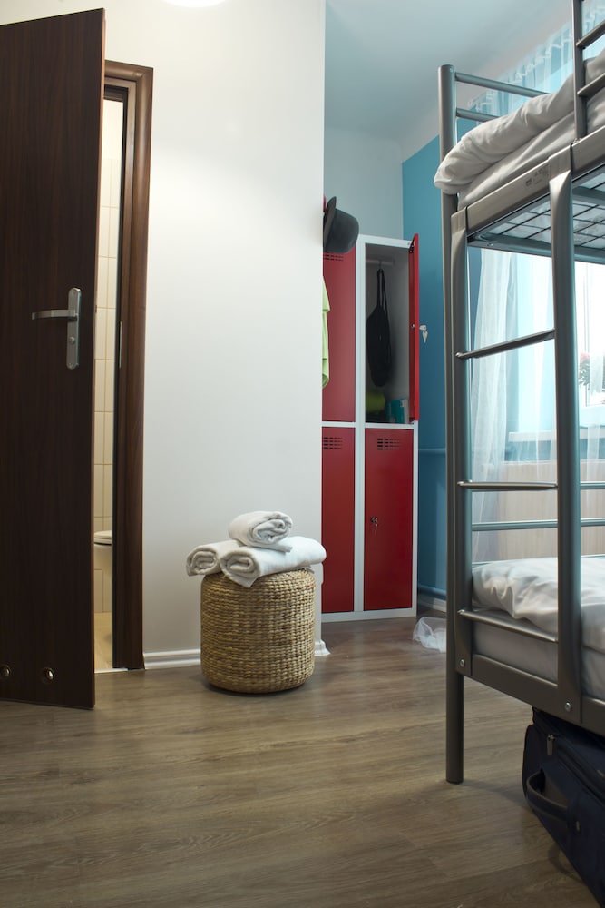 Warsaw Downtown Hostel
