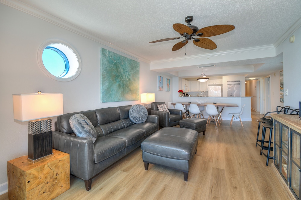 Grand Atlantic by Elliott Beach Rentals