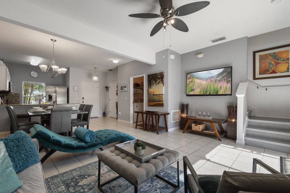 3-bedroom Villa in Bella Vida Resort, Close2disney