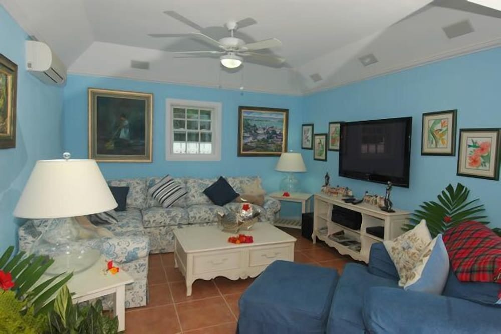 San Bar 6BR by Jamaican Treasures