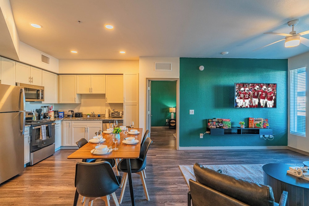 ROVE LIVING/KL - Cardinal 95