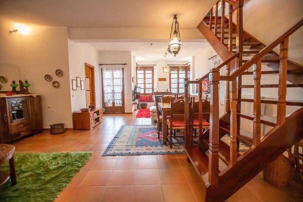 Alonia Forest House - Limni Plastira Getaway