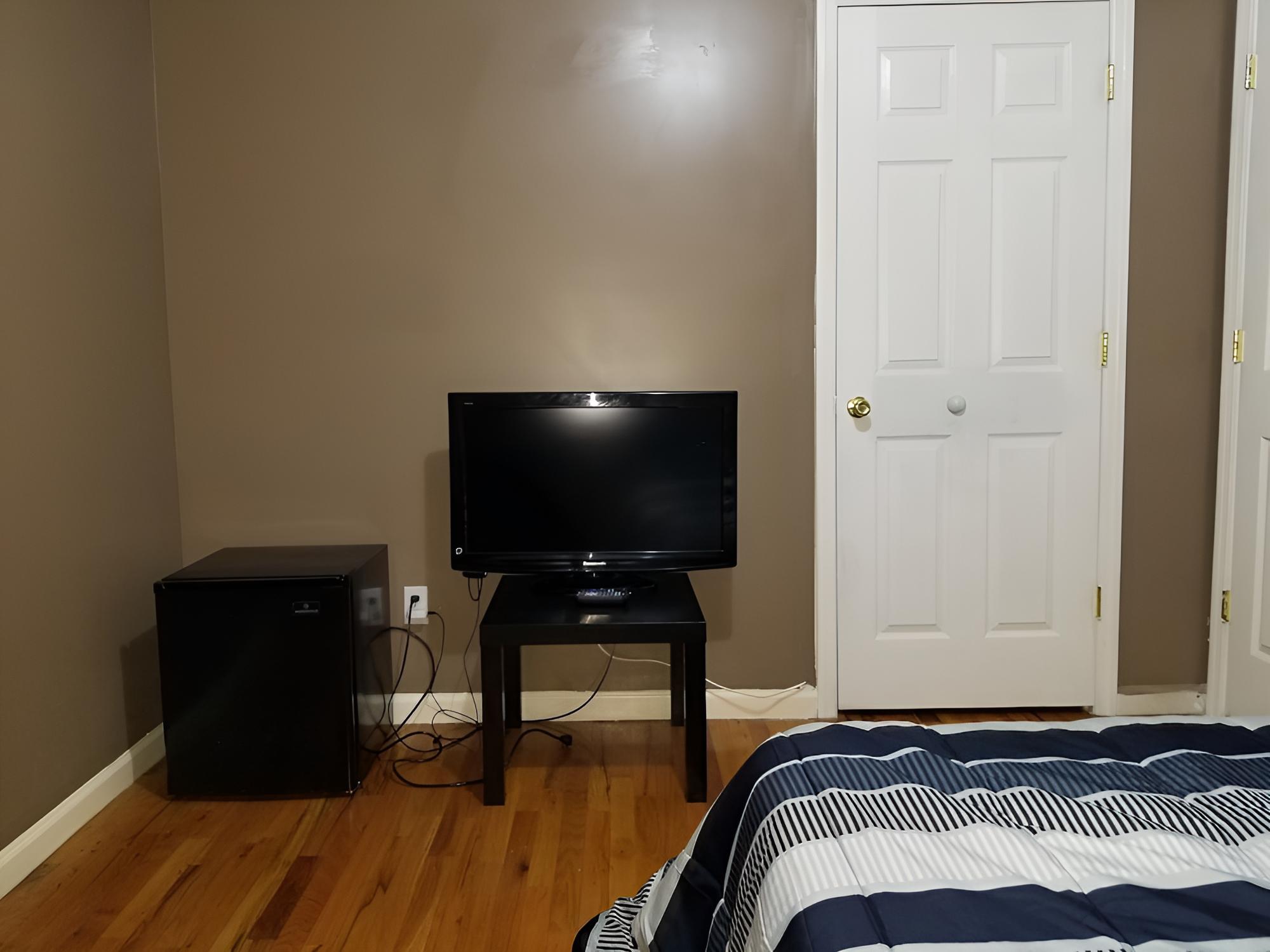 Private Rooms near EWR & NYC view 3