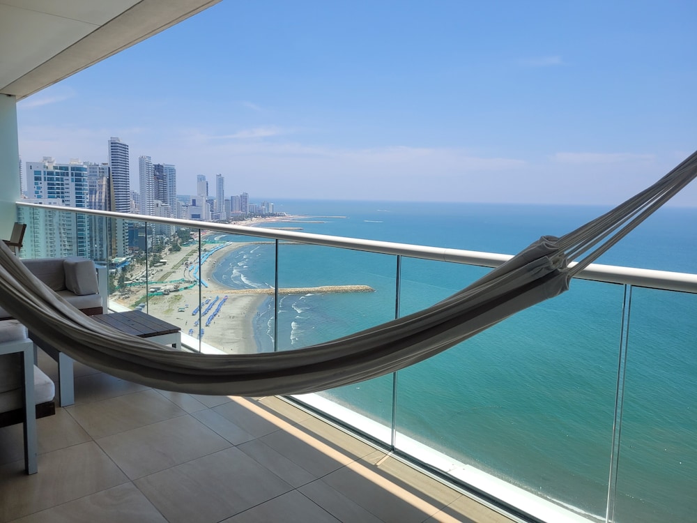 H2 Bocagrande Vista al Mar-Bahía