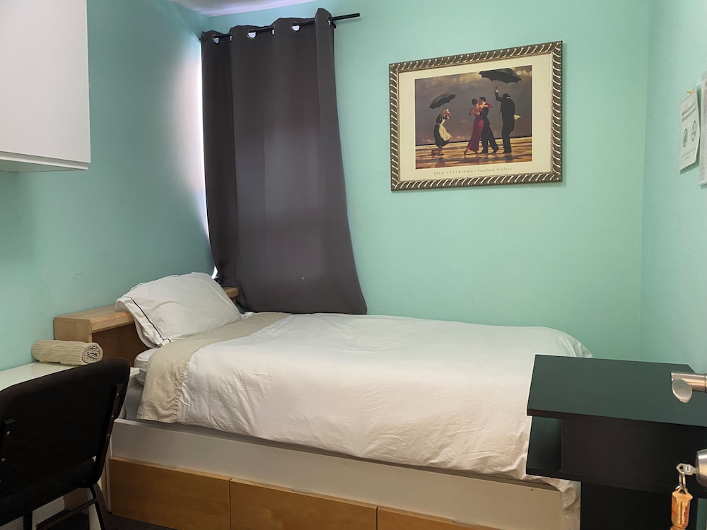 Kaisar Guest House