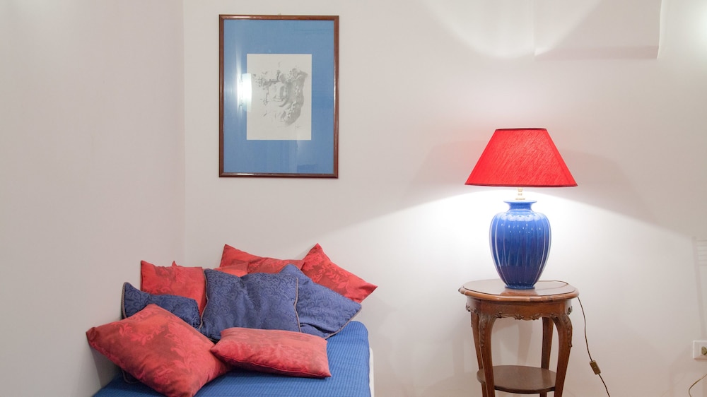 Rental In Rome City Center Apartment