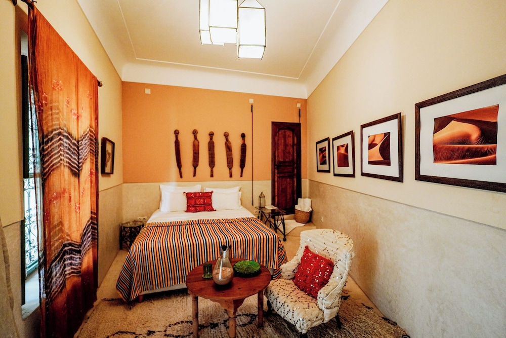 Riad dar ayur