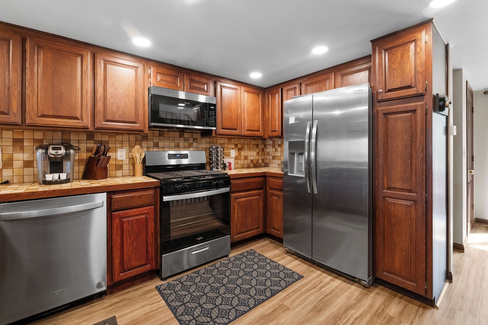 Shores Lakefront Condo