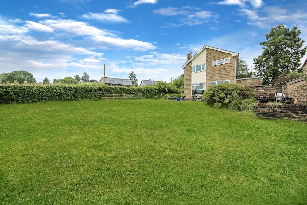 Host Stay Avoca Cottage