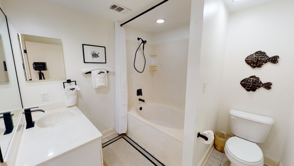 Sandpiper 2 by Tybee Vacation Rentals