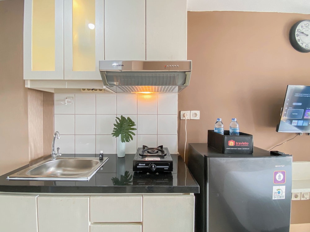 Simple And Strategic Location Studio Apartment At Springlake Summarecon Bekasi