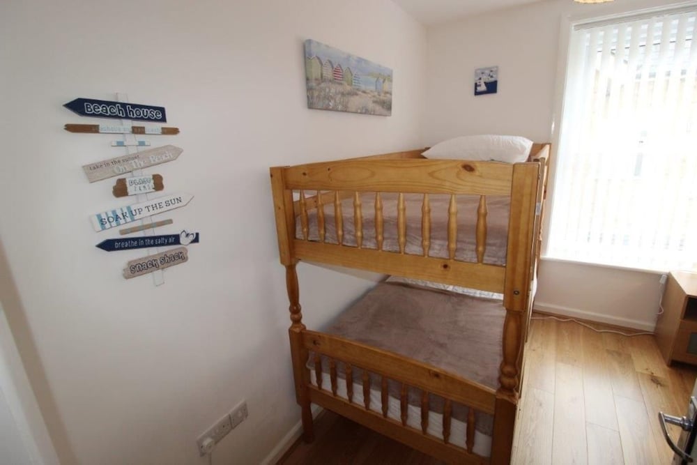 Flat 8 Palm Court