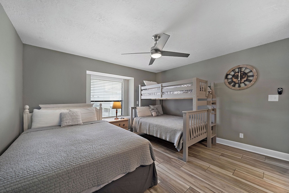 Ocean View by Ryson Vacation Rentals
