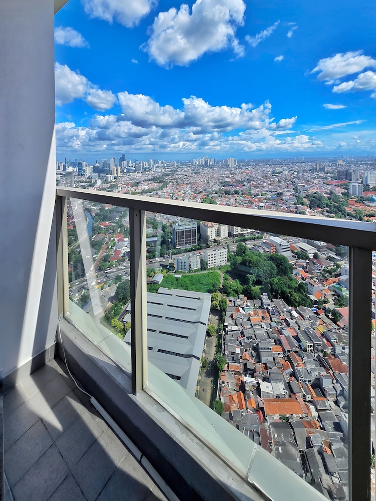 Staysanliving - Taman Anggrek Residence