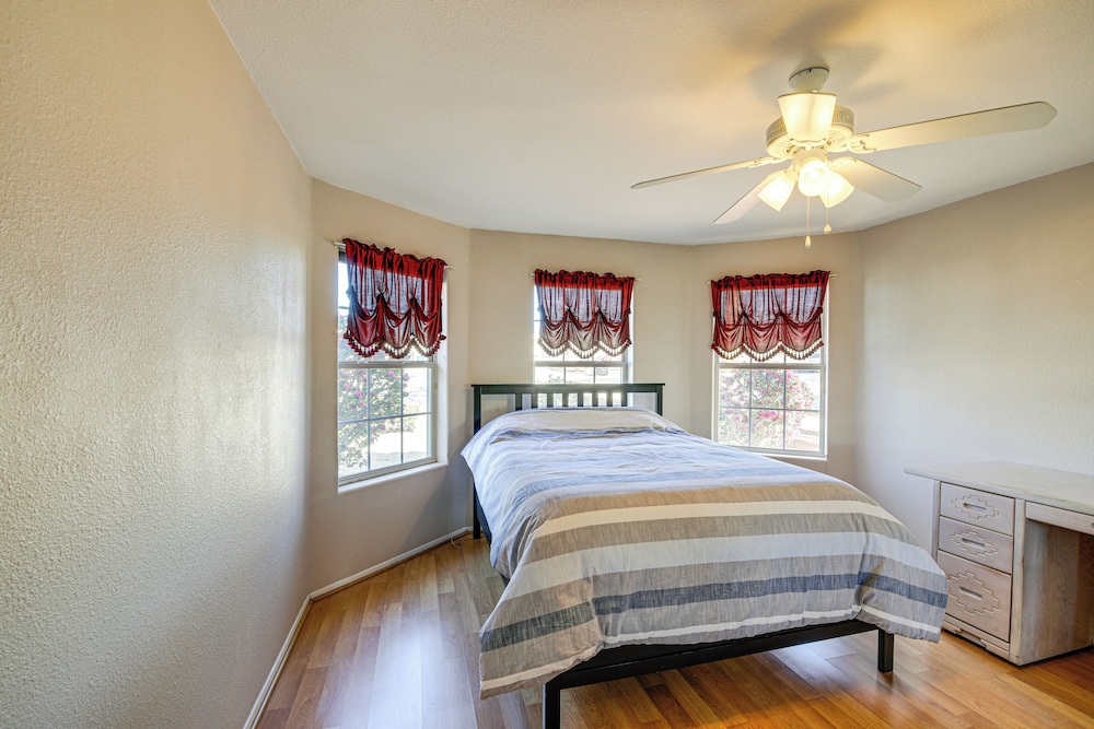 Hike, Boat, Golf & Unwind: Lake Havasu City Home!