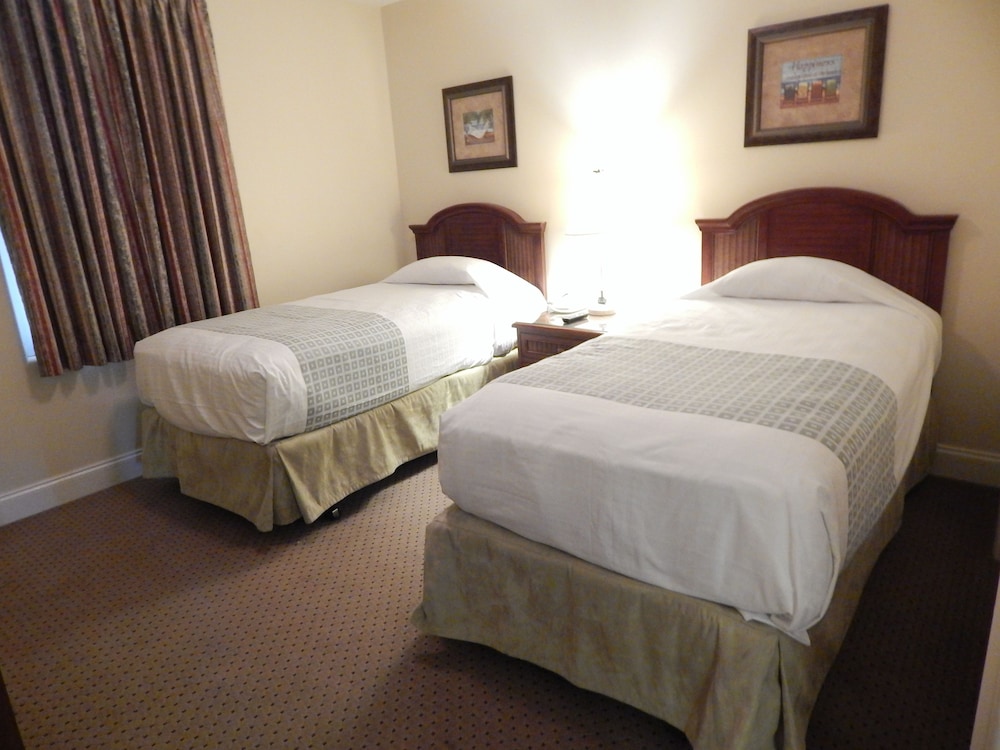 Lexington Vacations by Stark Hospitality