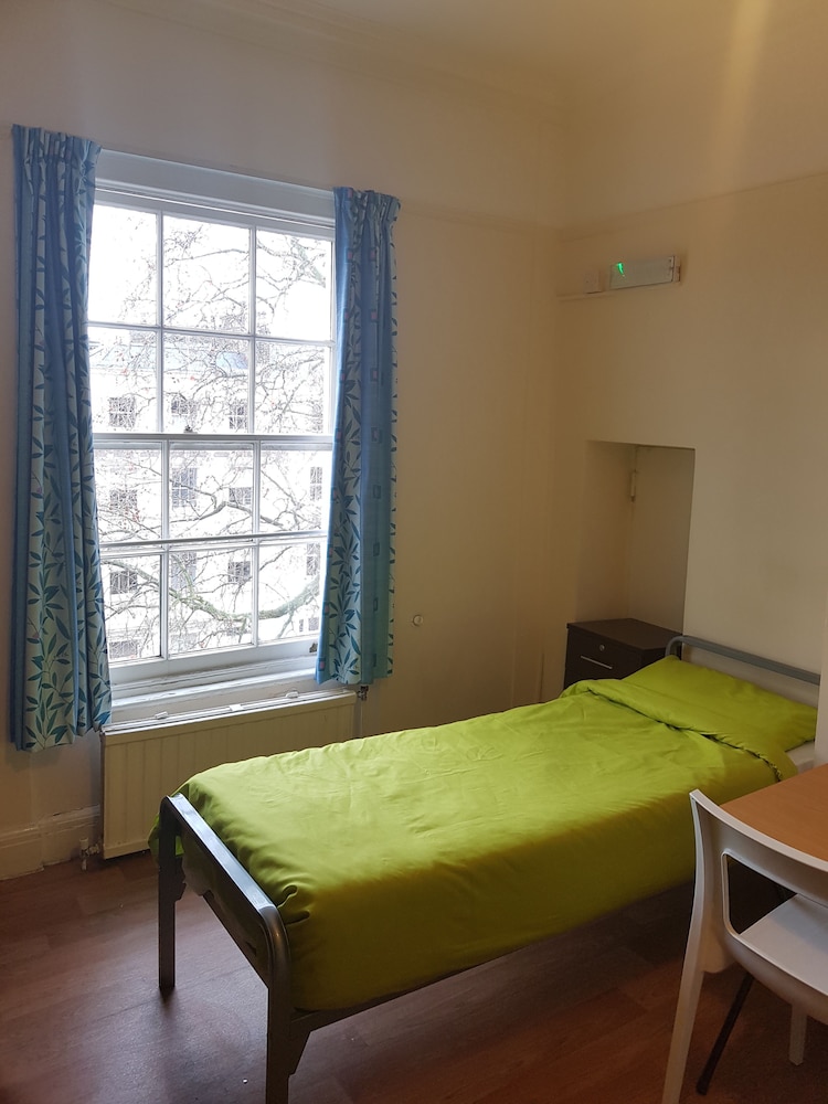 Holland House - Hostel