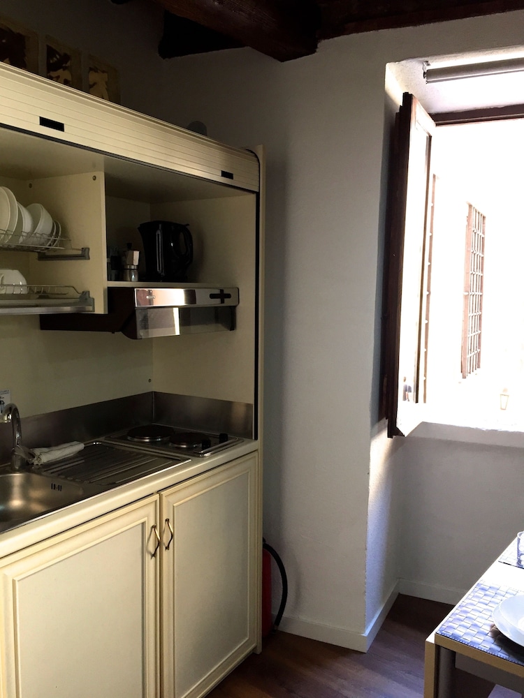 Do-Do Navona Suites