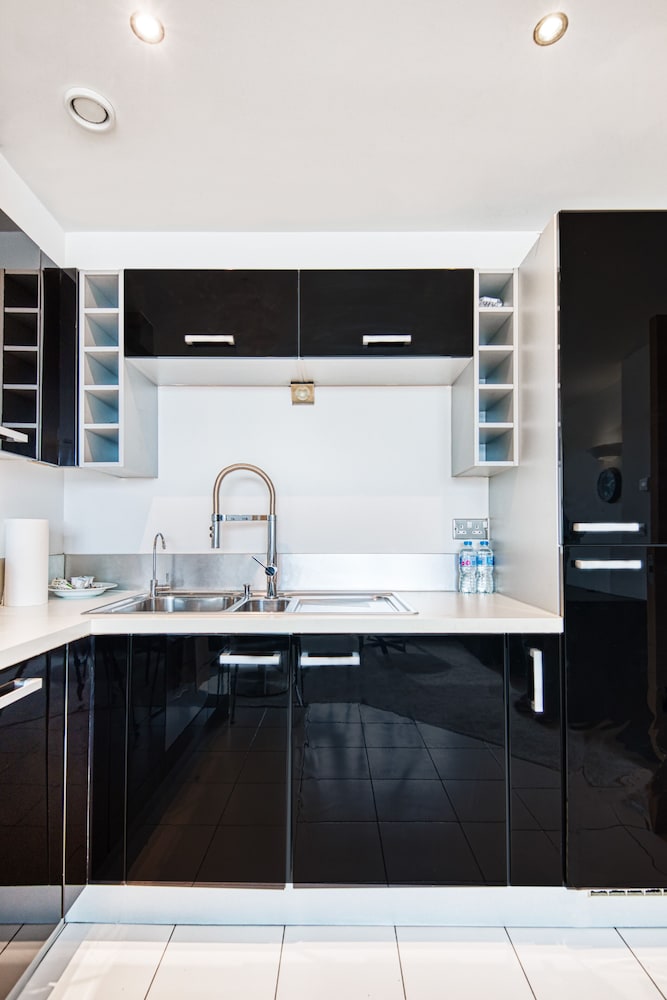 Adriatic One Bed and Bath Apartment