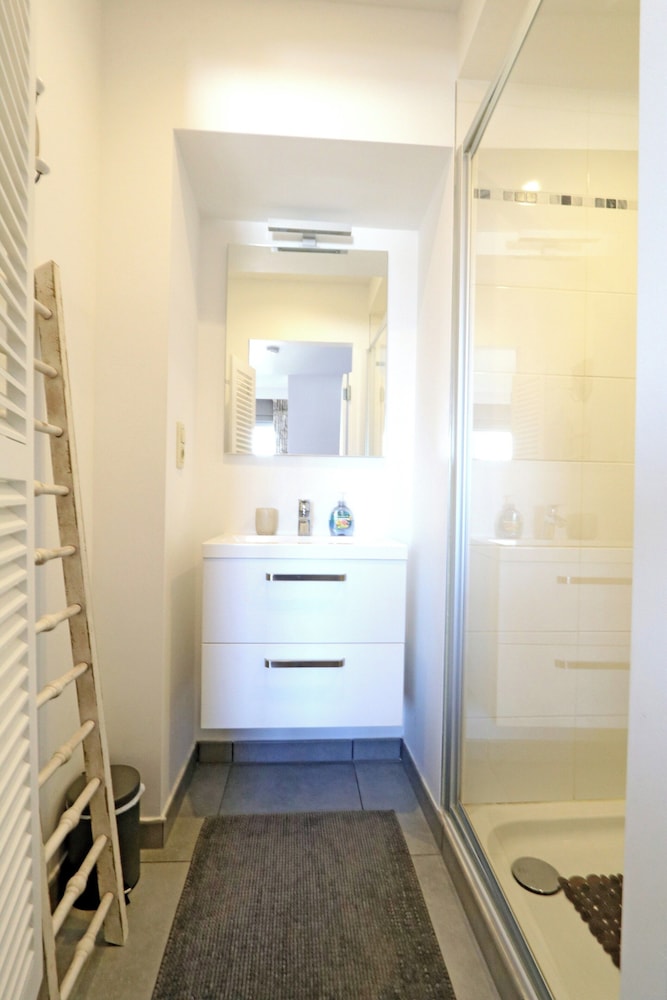 Apartment in Knokke Near Zeedijk Beach