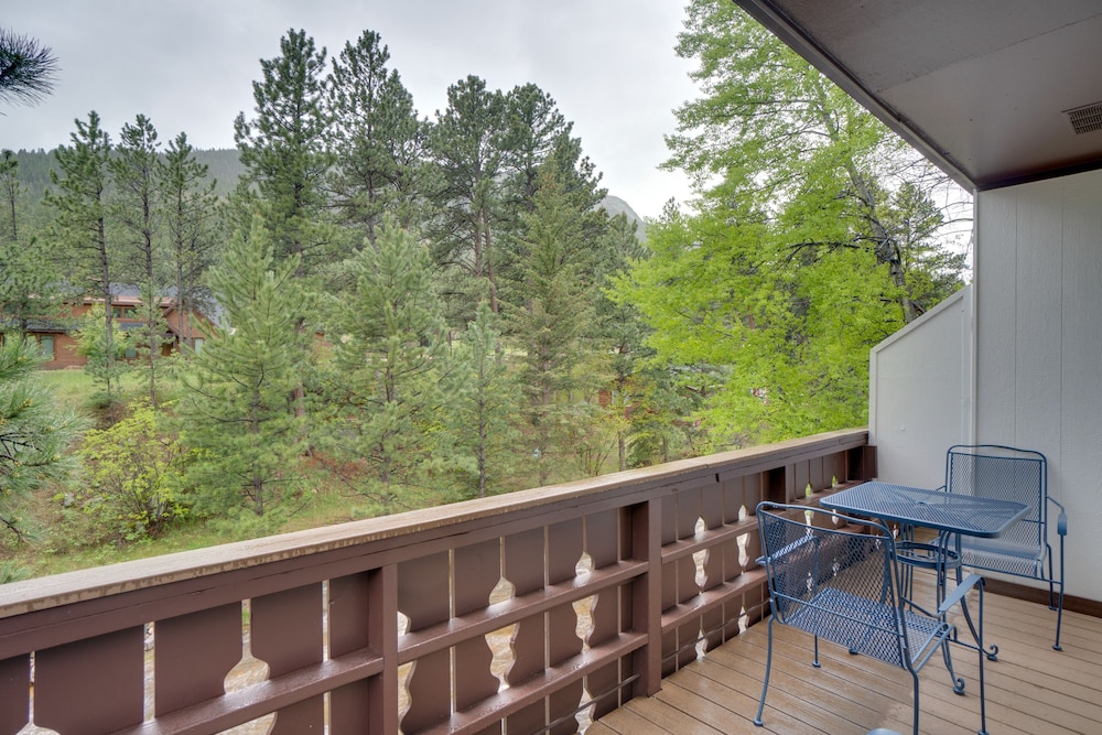 Estes Park Vacation Rental: 1 Mi to National Park - Property Image 5