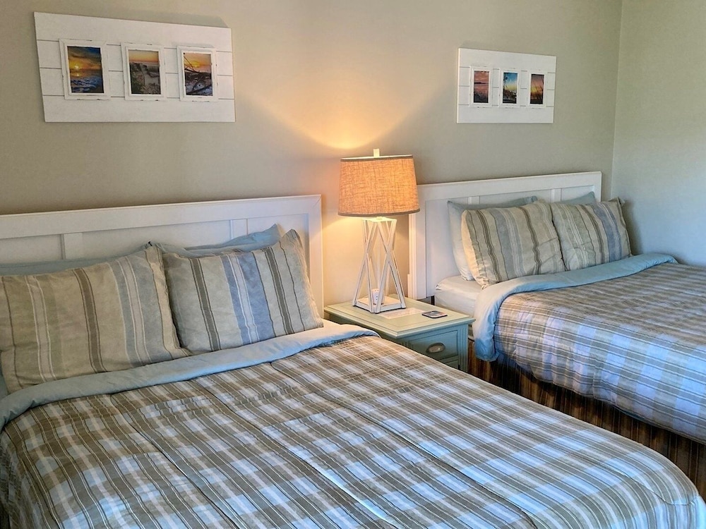 Westbay Point Moorings 214 2 Bedroom Condo by RedAwning view 2