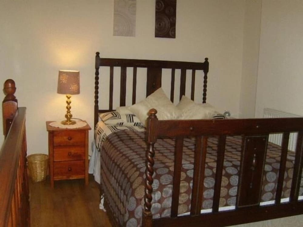 Penybryn Cottages view 5