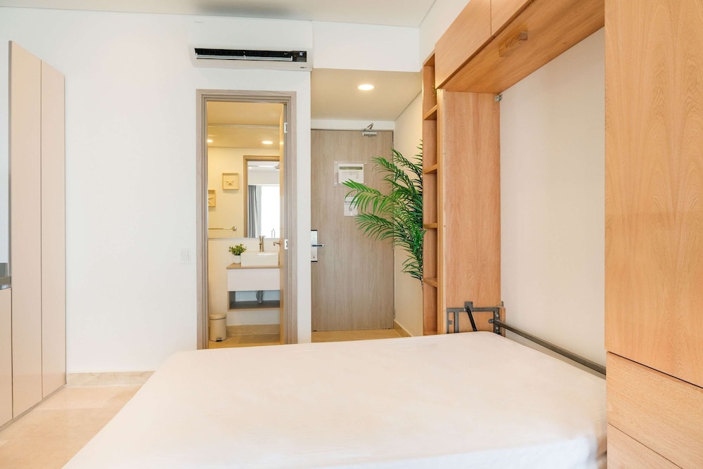 w Remarkable 1BR w Ocean View in Crespo