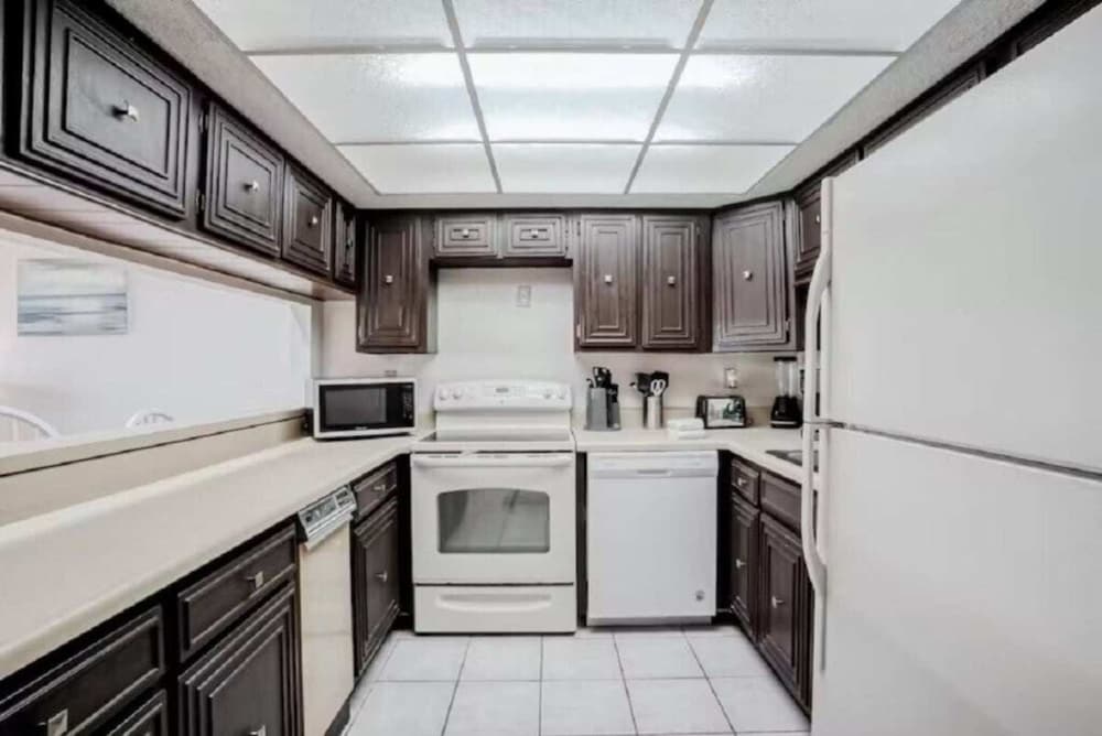 Pelican Inlet C222 in St Augustine