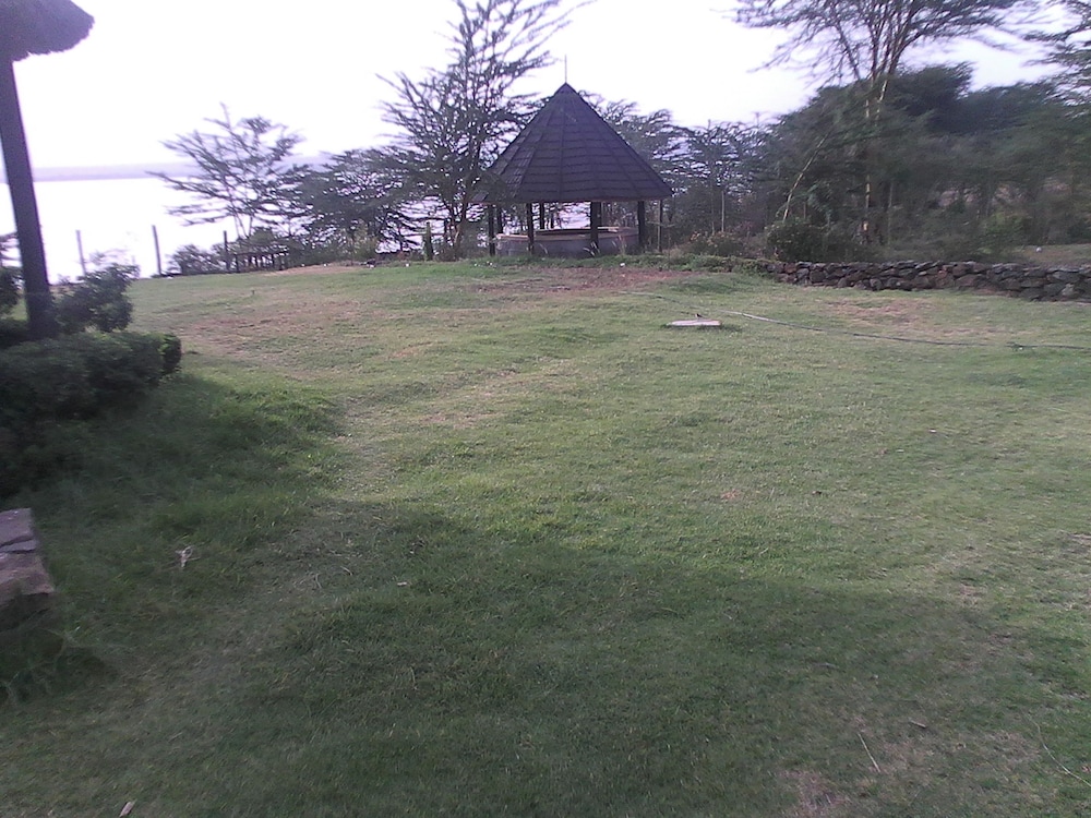 Sirville Lake Elementaita Lodge