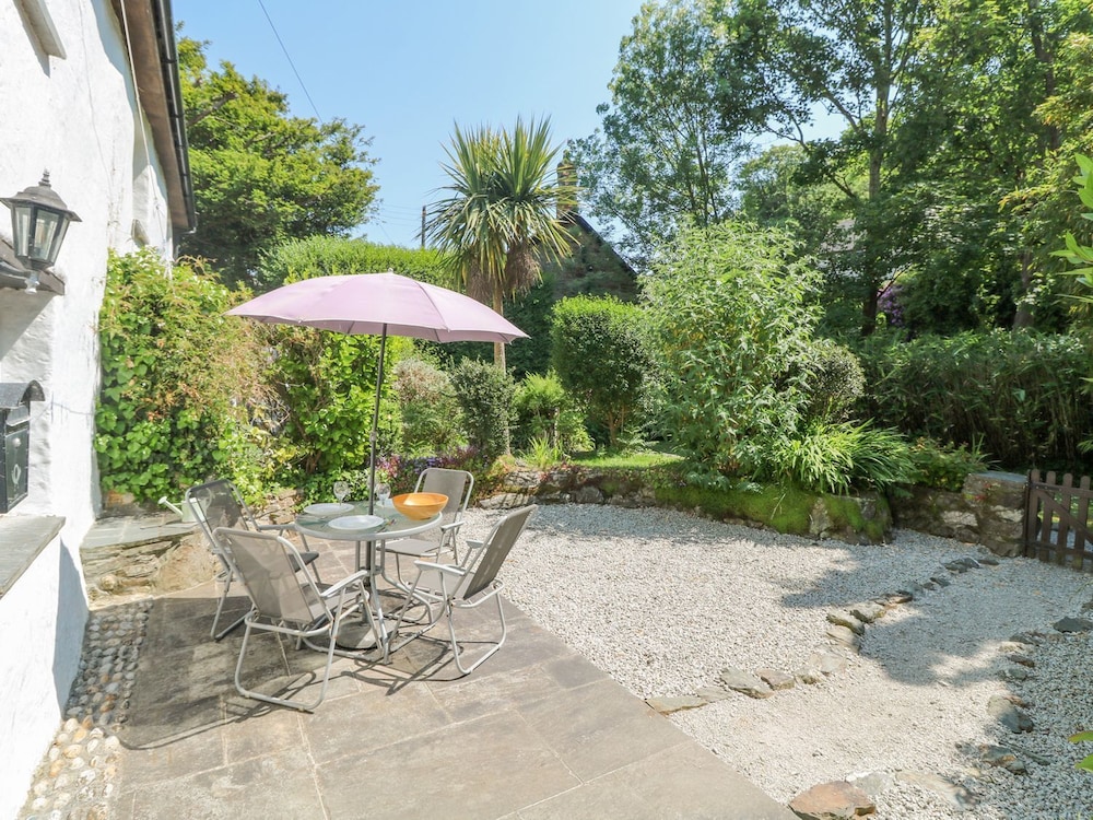2 Rose Cottage