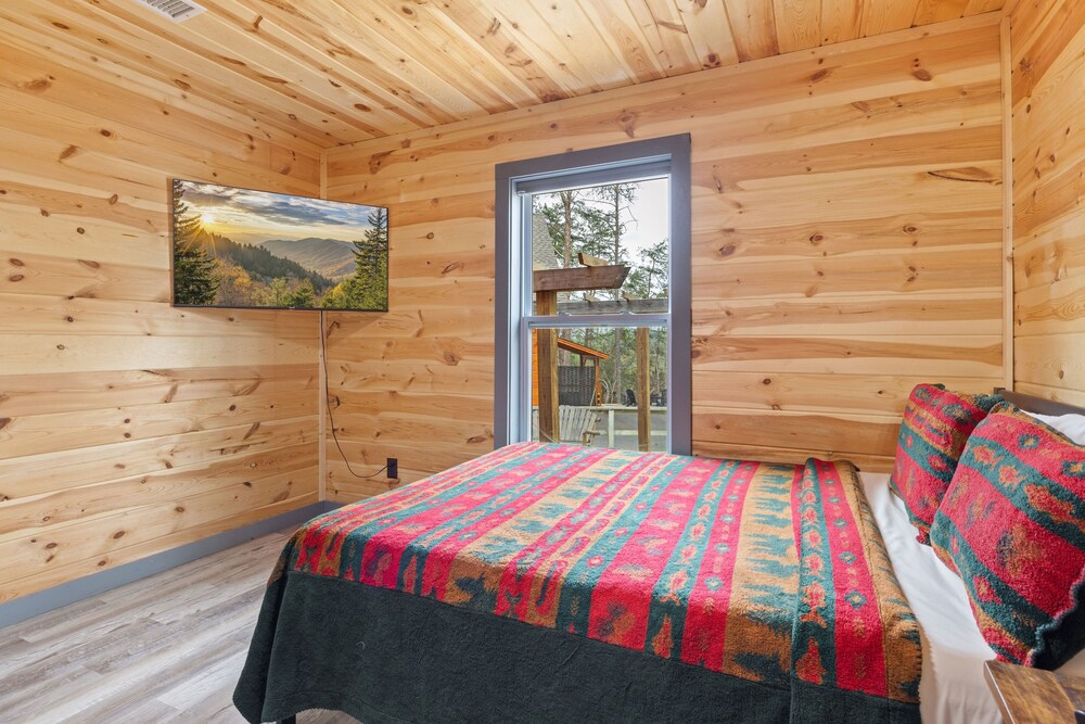 Starlight Valley 3 Bedroom Cabin