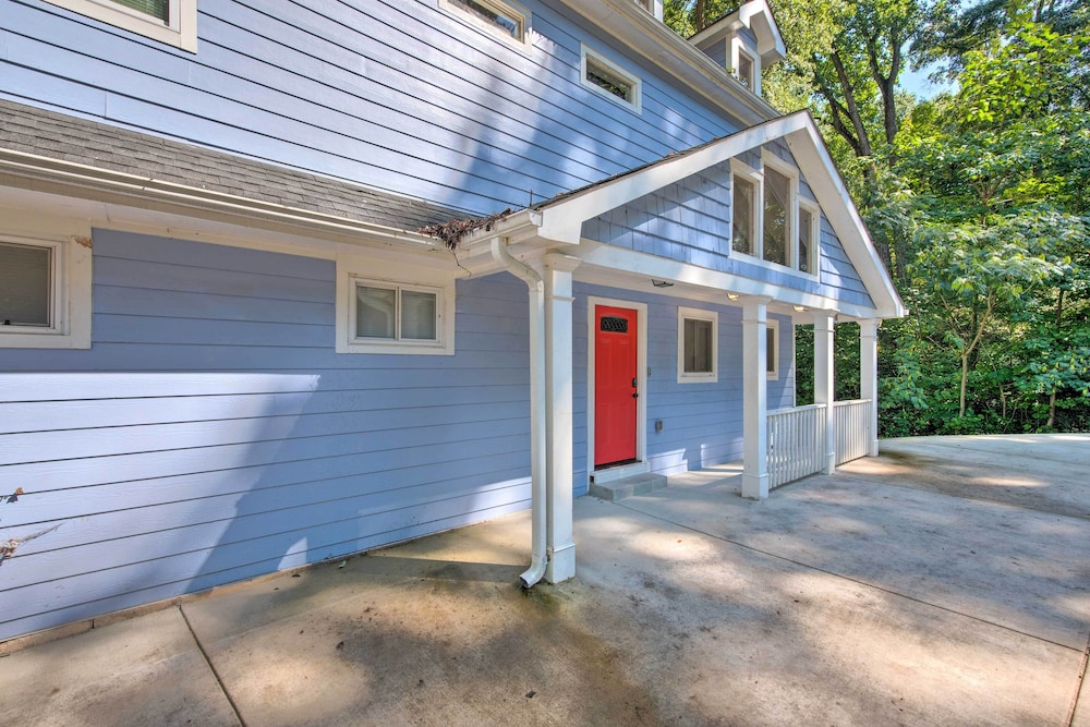 Stylish College Park Home w/ Private Garden! view 2
