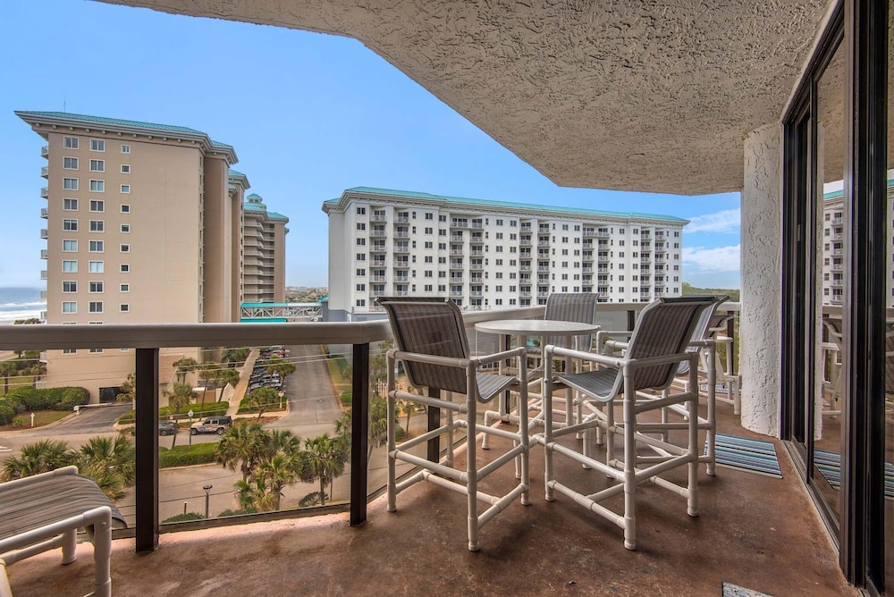Surfside Resort #404
