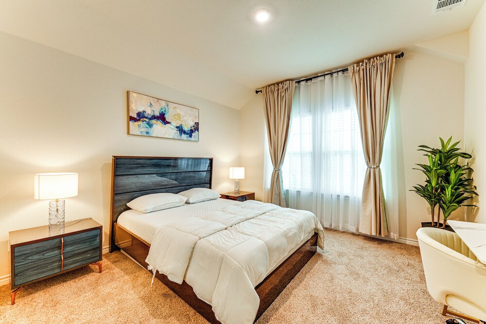 12 Mi to Dtwn Mckinney: Modern Gem w/ Patio & Yard