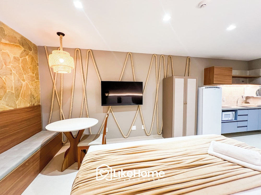 Simple Smart - LikeHome Hospedagens