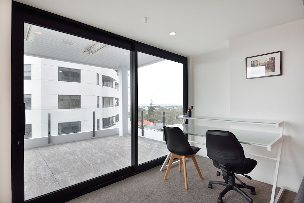 Freemans Bay Three Bedroom with a View photo 5
