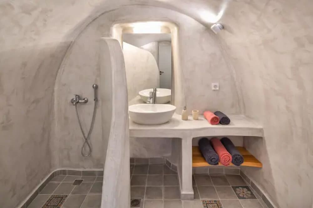 Petit Village photo 2