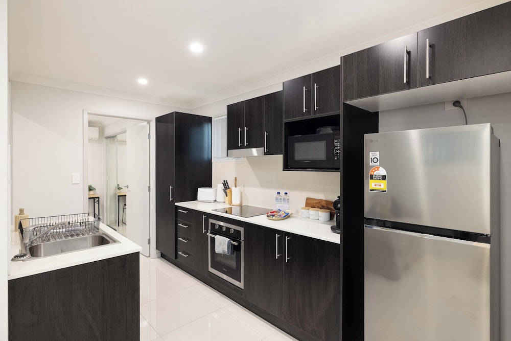 Smart Suites Self Check-in Apartments - 31 Freney
