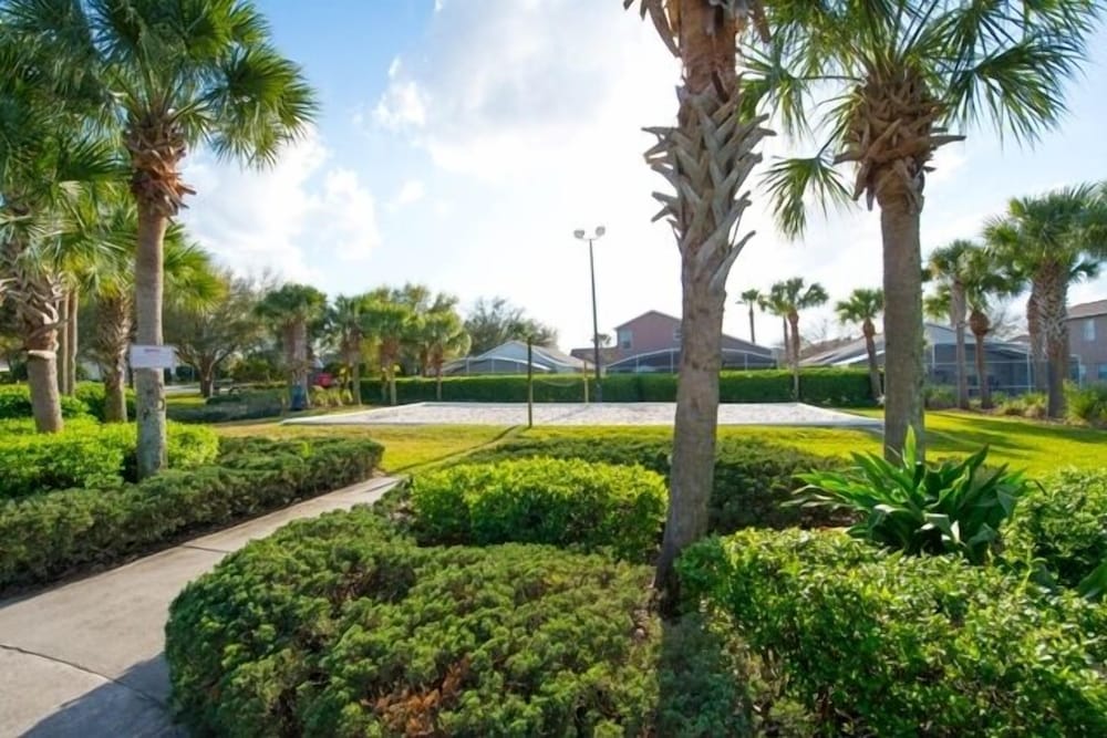 Ov3252 - Hampton Lakes - 5 Bed 4 Baths Villa view 3