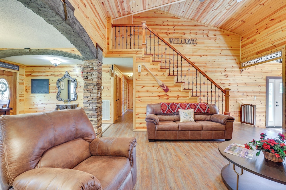 Fire Pit + Game Room: Lakefront Escape in Trenton!
