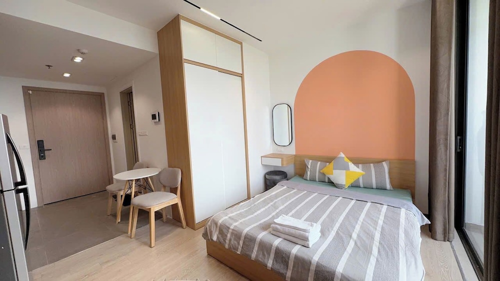 HMH - Vinhomes GreenBay Apartment
