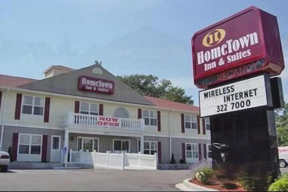 HomeTown Inn & Suites