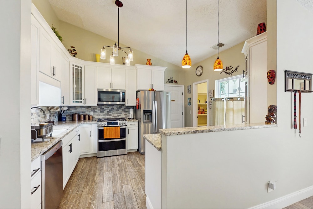 Dog-friendly Family Home w/ Patio & Fire Pit!