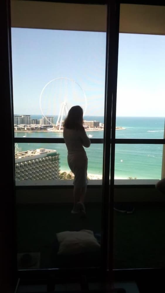 Bombay Backpackers DXB - Adults Only
