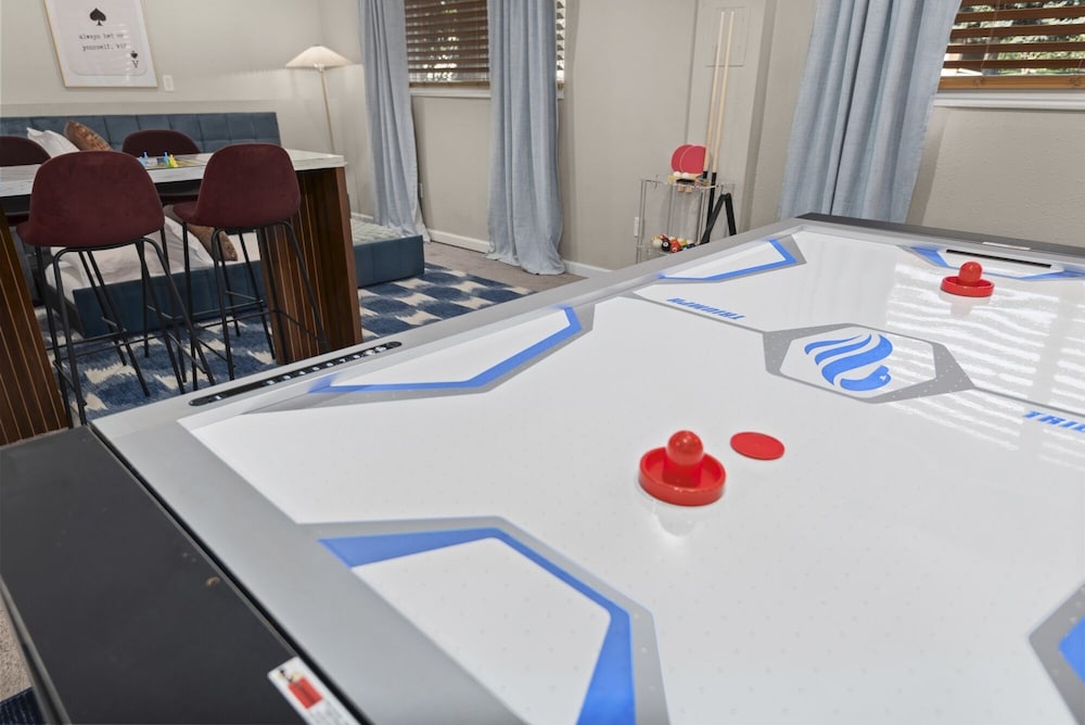 Family-friendly Arvada Getaway With Games Galore 4 Bedroom Home