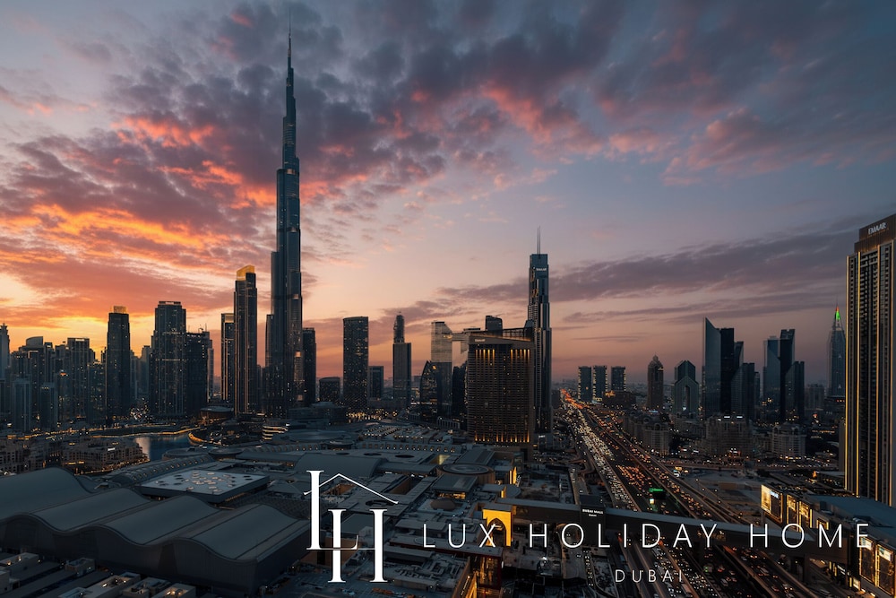 LUX The Vida Burj Khalifa View Suite