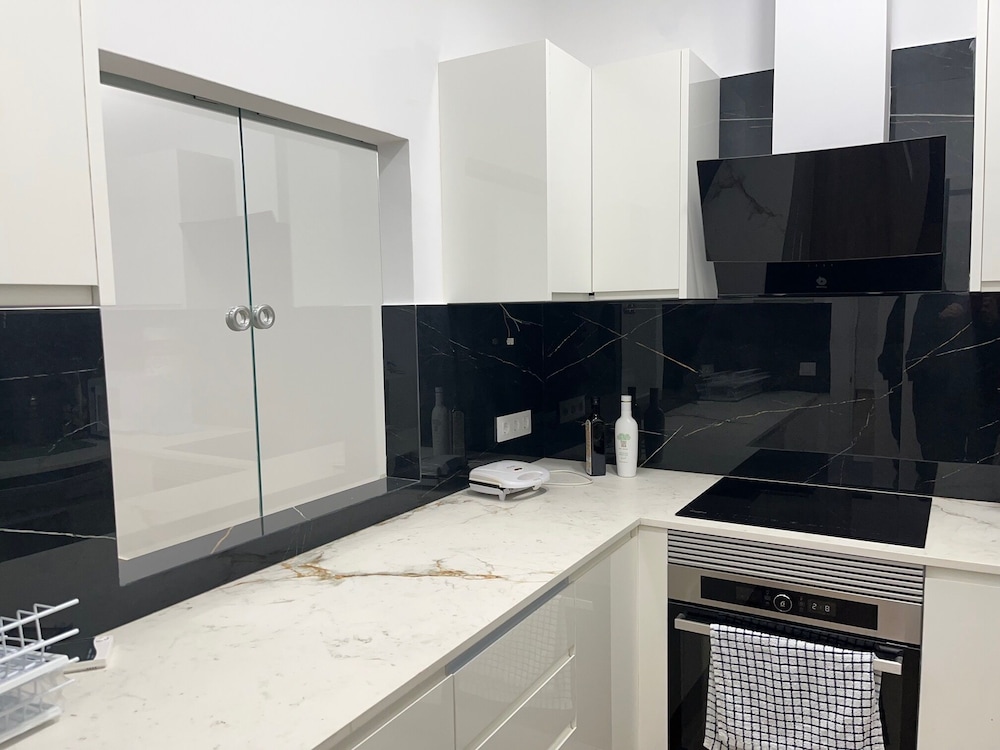Meridiana Apartments