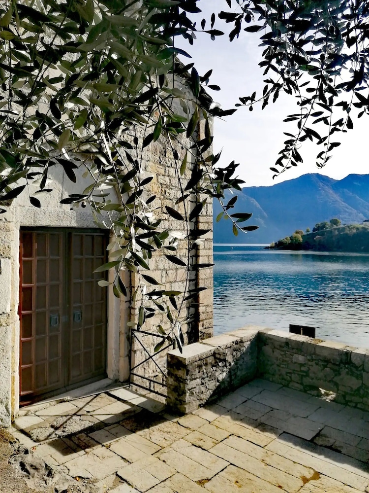 Mulino Vista Lake in Ossuccio