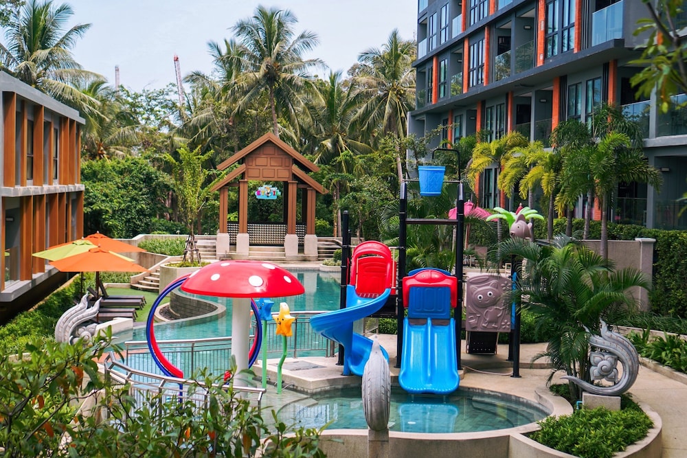 Mida Pool Villa